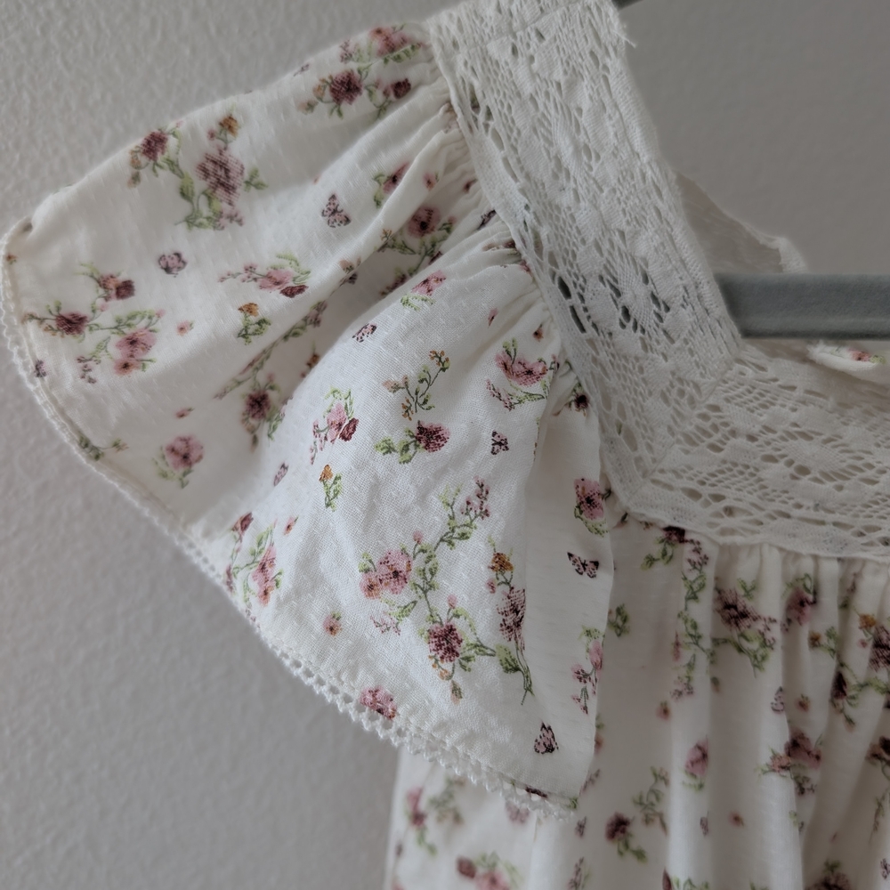 Jamie Kay White Floral Lace Dresses